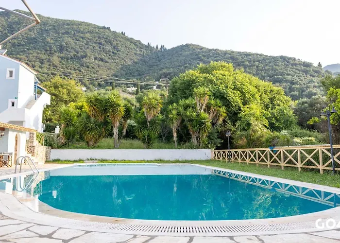 Konstantinos Pool Apartments By Go4Sea